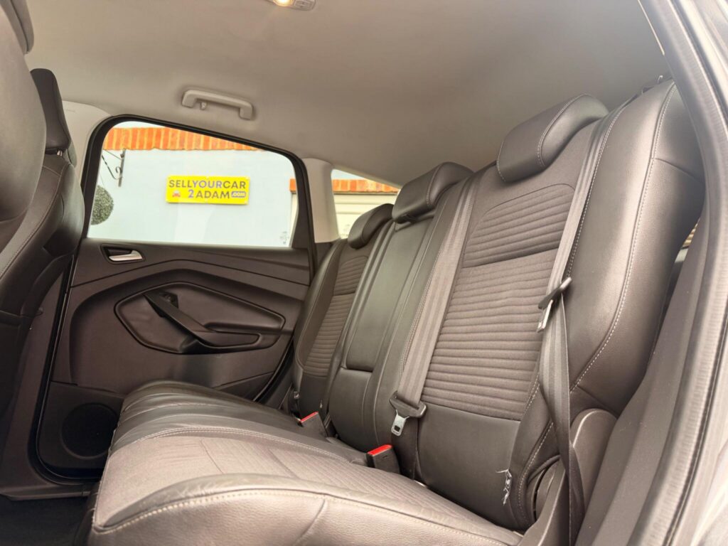 2019 Ford Kuga YN19VKC
