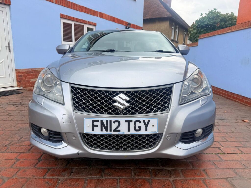 2012 Suzuki Kizashi FN12TGY