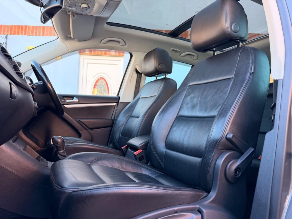 2015 Volkswagen Tiguan LL64YXJ