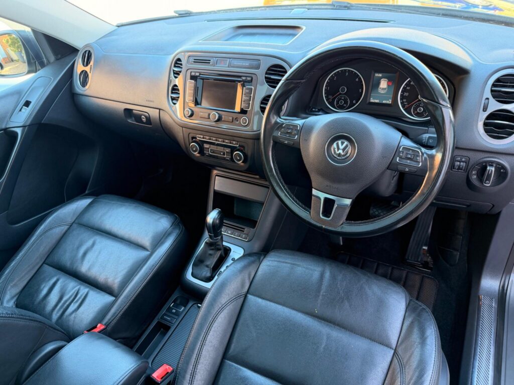 2015 Volkswagen Tiguan LL64YXJ