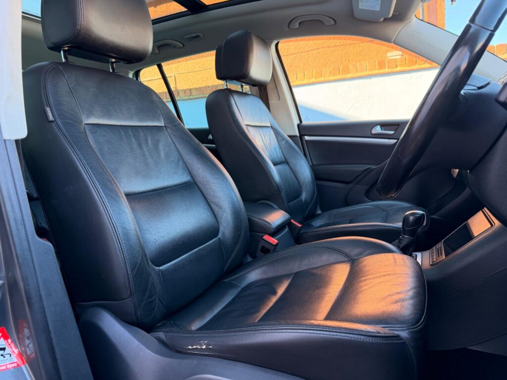 2015 Volkswagen Tiguan LL64YXJ