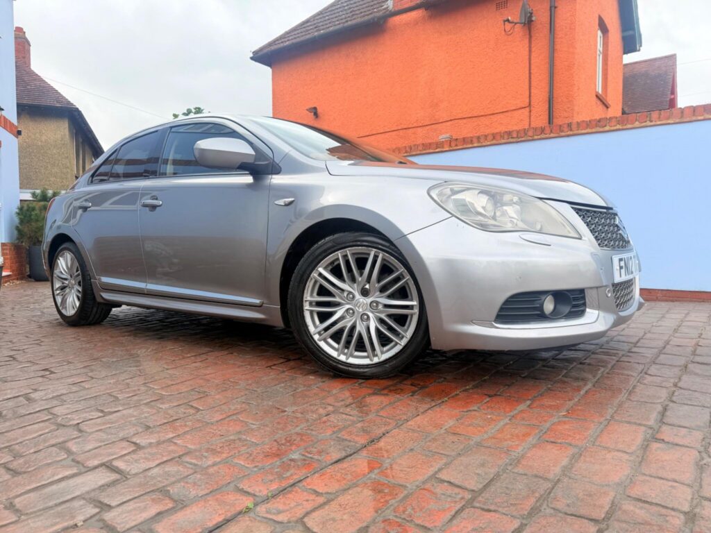2012 Suzuki Kizashi FN12TGY