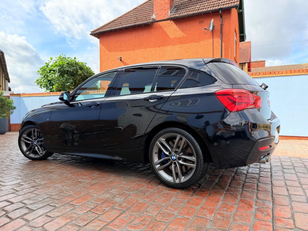 2017 BMW 1 Series YF17WDU