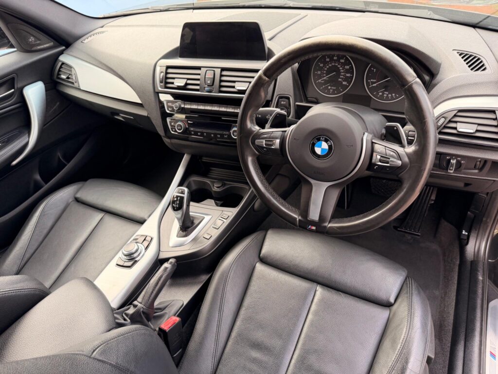 2017 BMW 1 Series YF17WDU