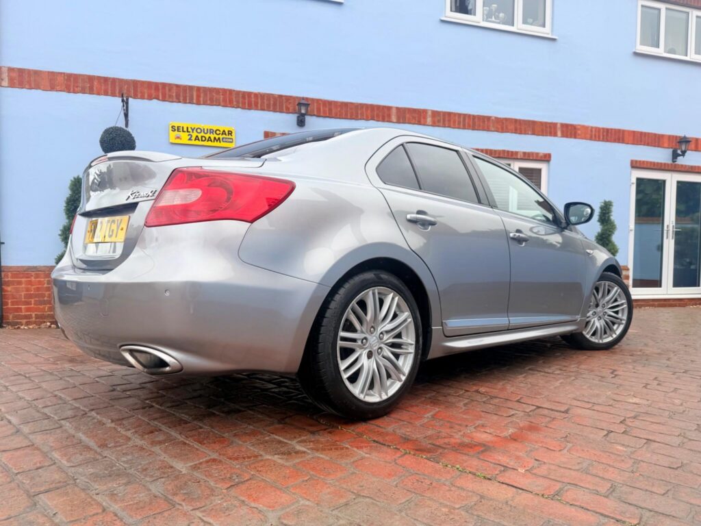 2012 Suzuki Kizashi FN12TGY